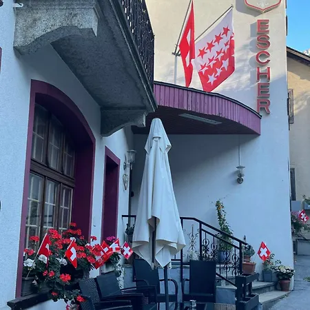 Weisses Roessli Hotel