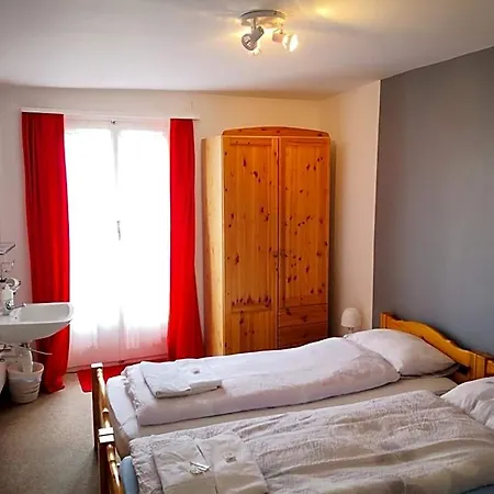 Szálloda Weisses Roessli Leukerbad