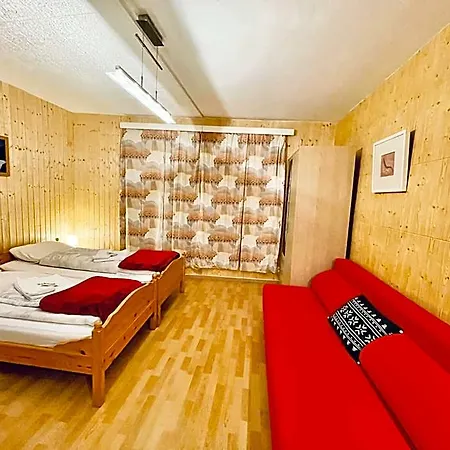 Weisses Roessli Szálloda 2*