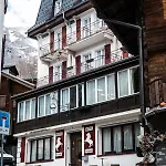 Hotell Weisses Roessli 2*