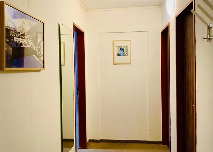 Weisses Roessli Hotel 2*