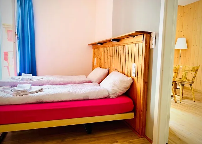 Weisses Roessli Hotel 2*