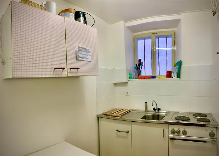 Weisses Roessli Hotel